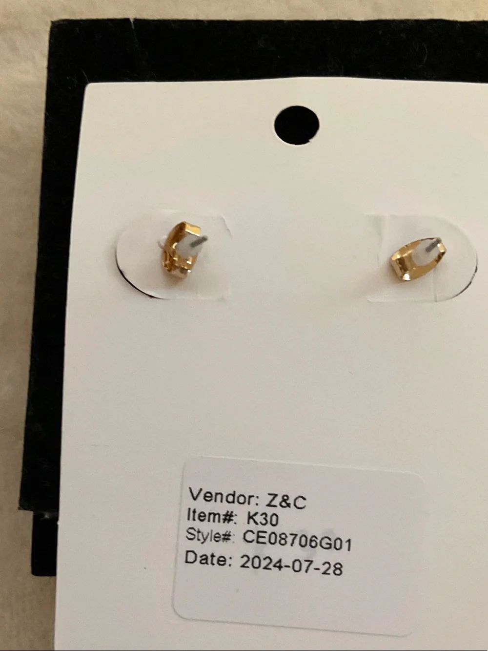 Unbranded elegant gold